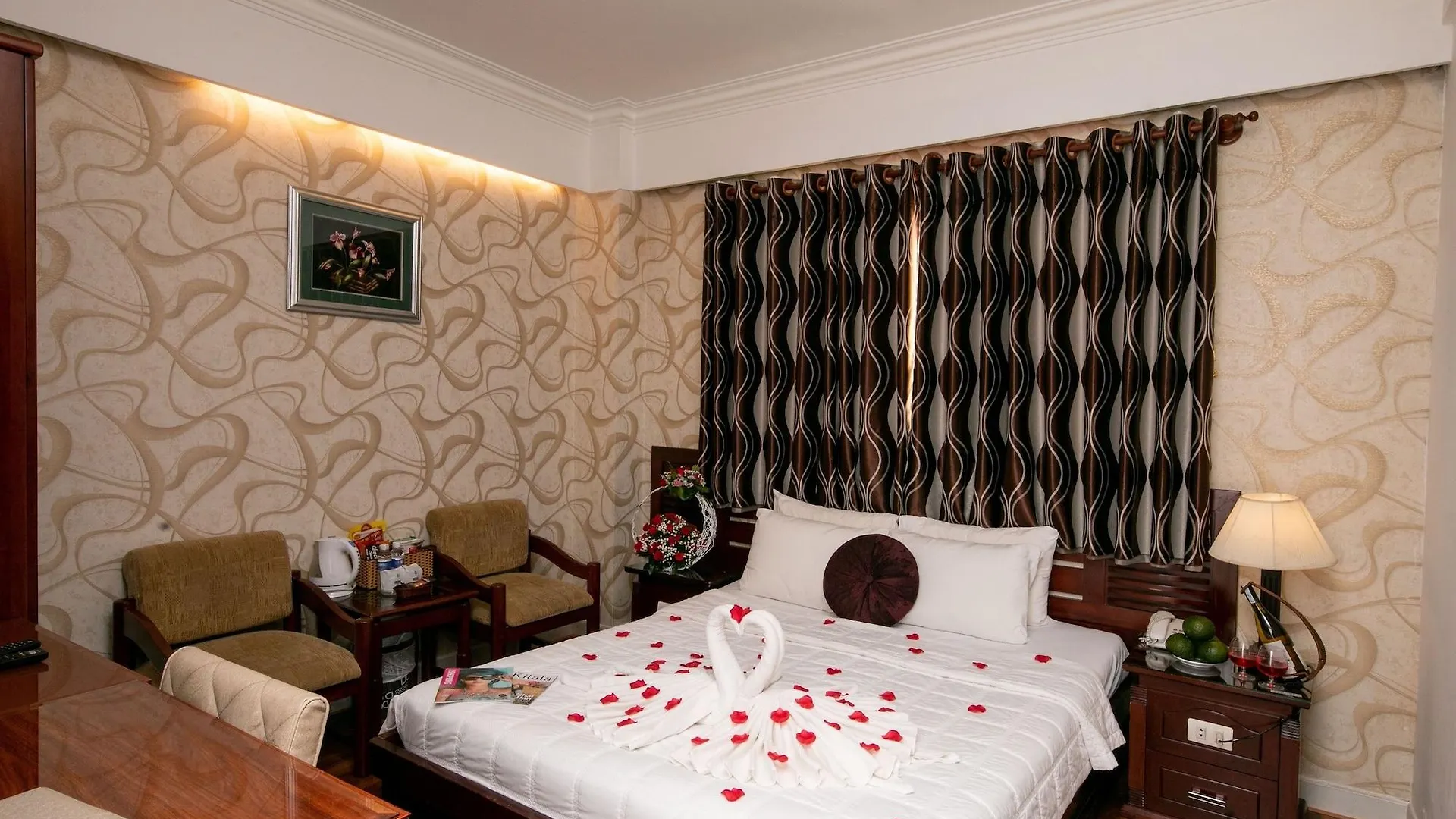 Rosa Hotel & Spa Хошимин