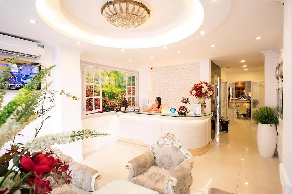 Rosa Hotel & Spa Хошимин